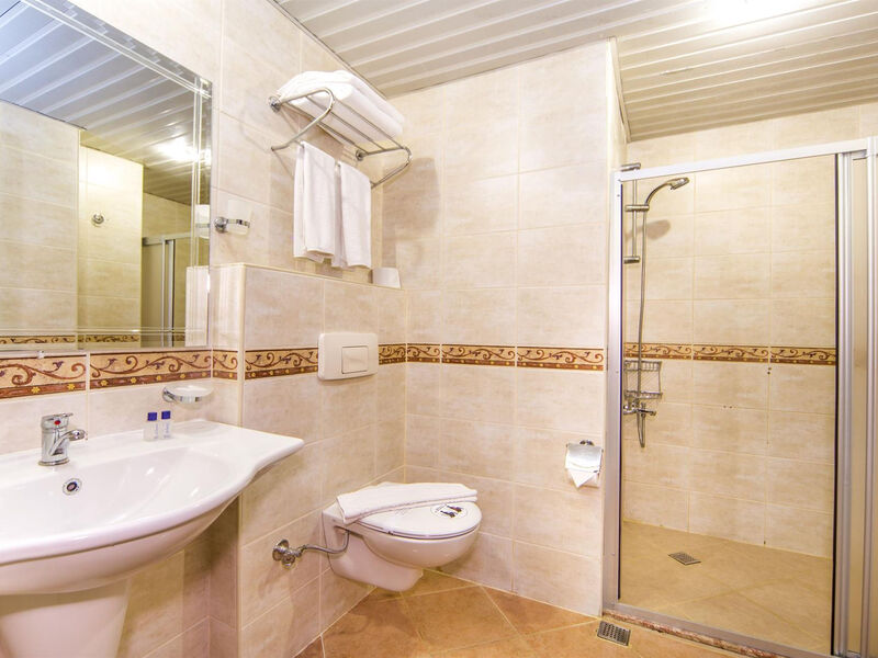 Delphin Imperial Lara