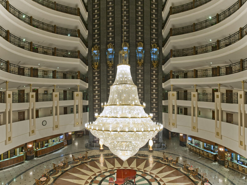 Delphin Palace