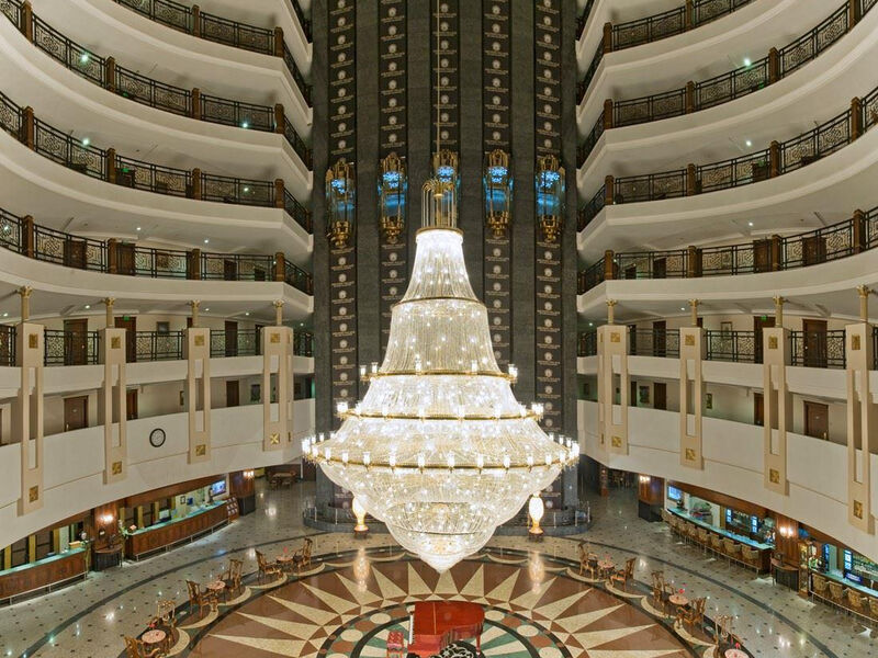 Delphin Palace