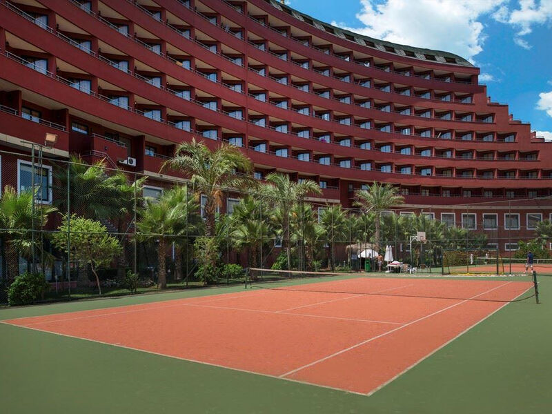 Delphin Palace