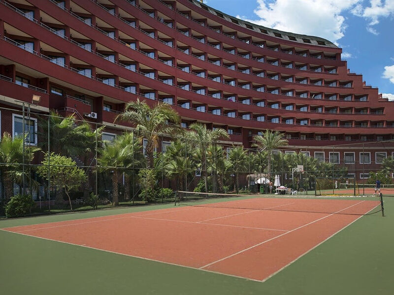 Delphin Palace