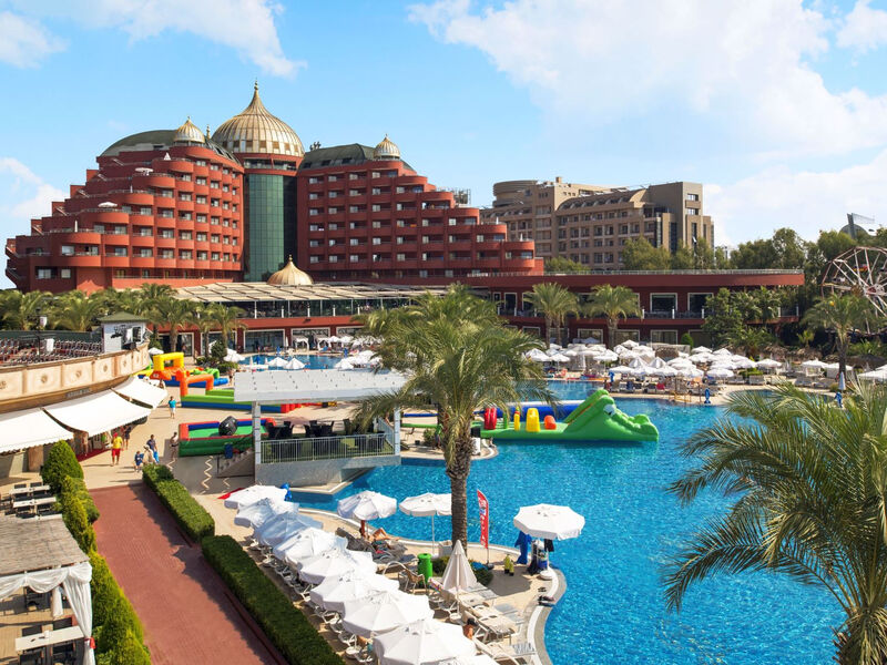 Delphin Palace