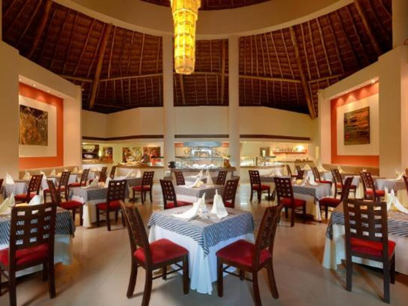 Desire Riviera Maya Resort