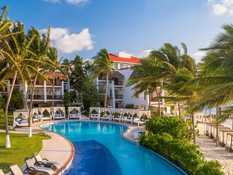 Desire Riviera Maya Pearl Resort