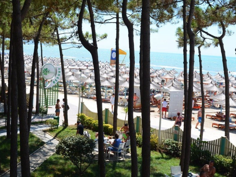 Diamma Resort