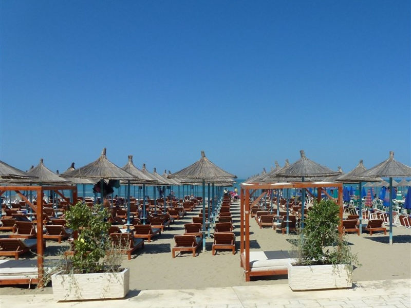 Diamma Resort