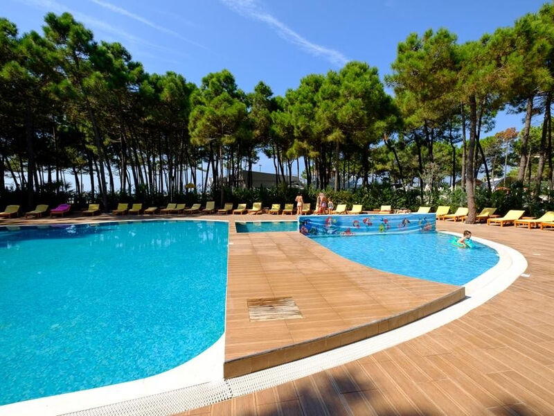 Diamma Resort