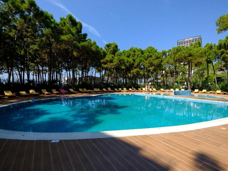 Diamma Resort