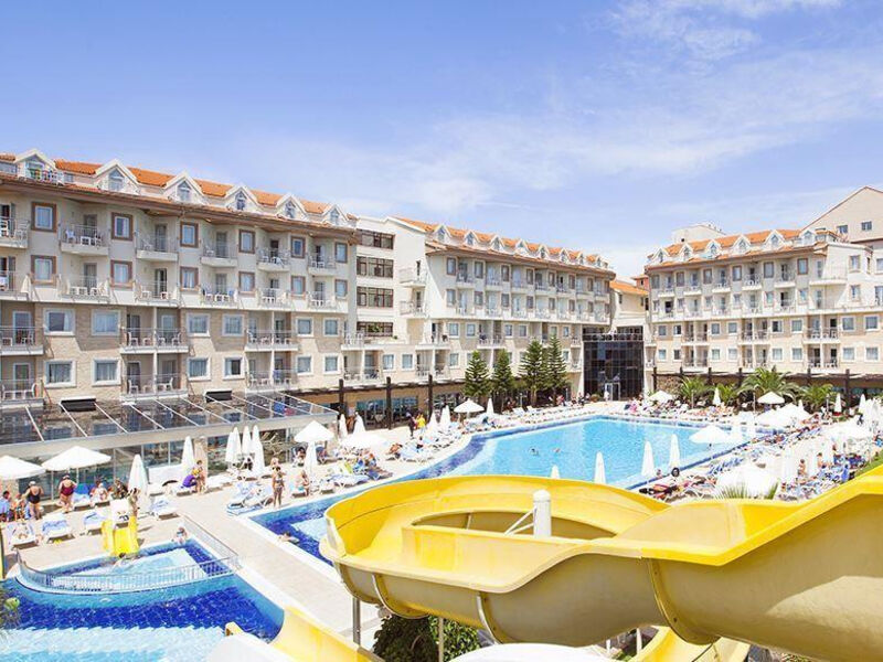 Diamond Beach Hotel & Spa