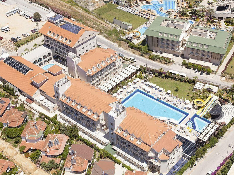 Diamond Beach Hotel & Spa