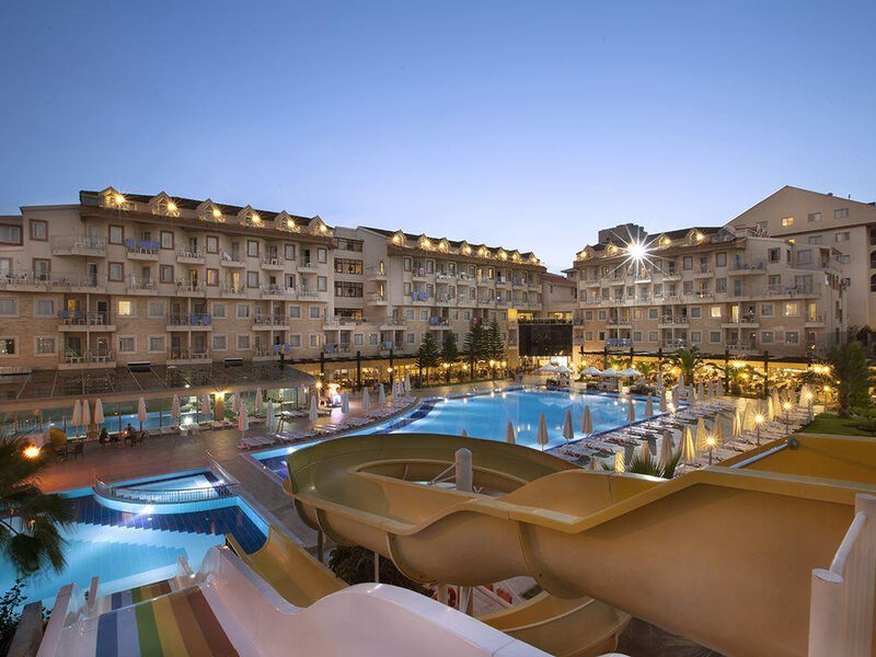 Diamond Beach Hotel & Spa