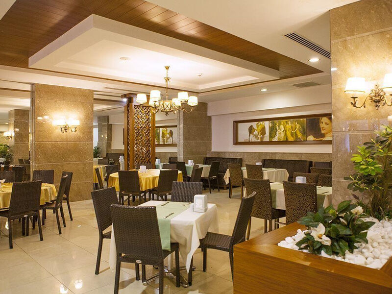 Diamond Beach Hotel & Spa