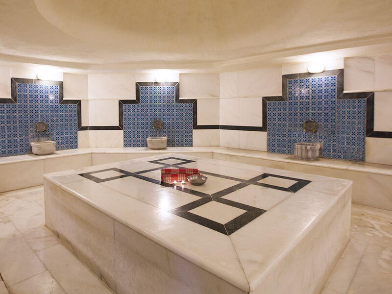 Diamond Beach Hotel & Spa