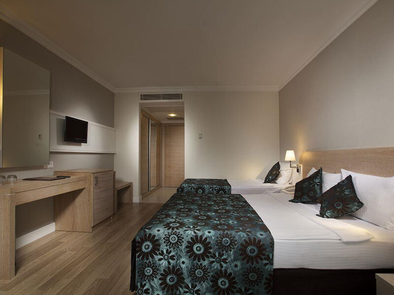 Diamond Beach Hotel & Spa