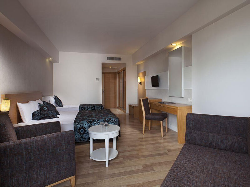 Diamond Beach Hotel & Spa