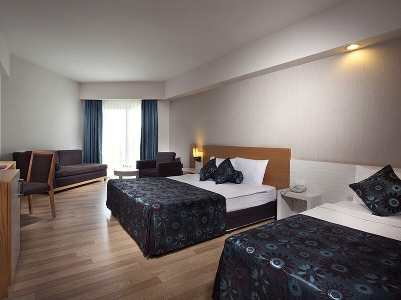 Diamond Beach Hotel & Spa