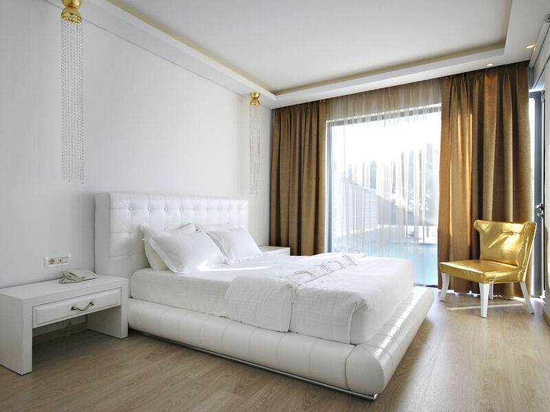 Diamond Deluxe Hotel & Spa