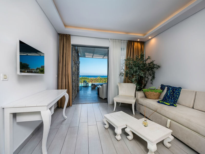 Diamond Deluxe Hotel & Spa