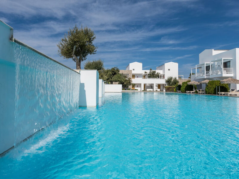 Diamond Deluxe Hotel & Spa