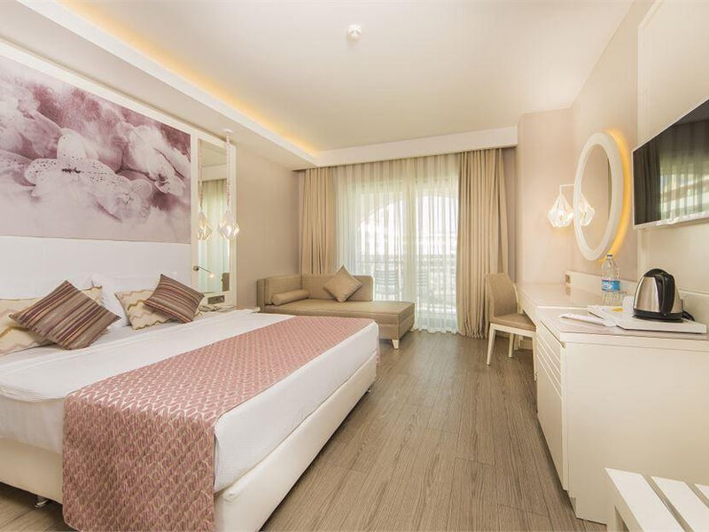Diamond Premium Hotel & Spa