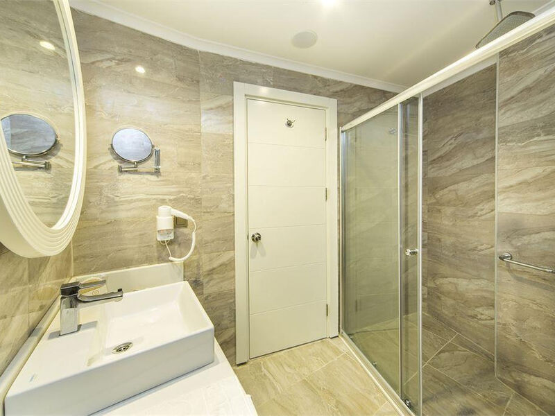 Diamond Premium Hotel & Spa