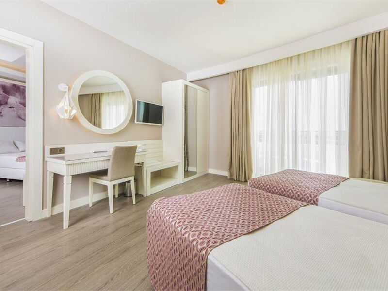 Diamond Premium Hotel & Spa