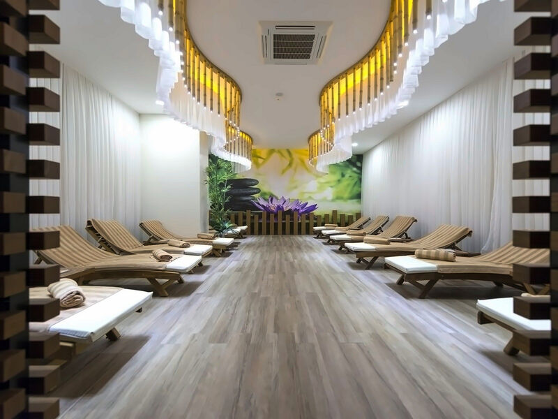 Diamond Premium Hotel & Spa