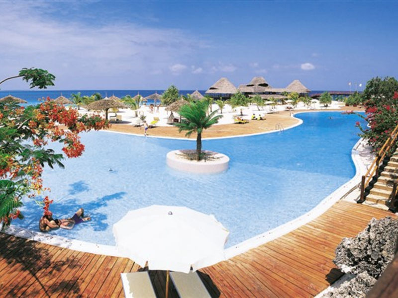 Diamonds La Gemma Dell´Est Resort