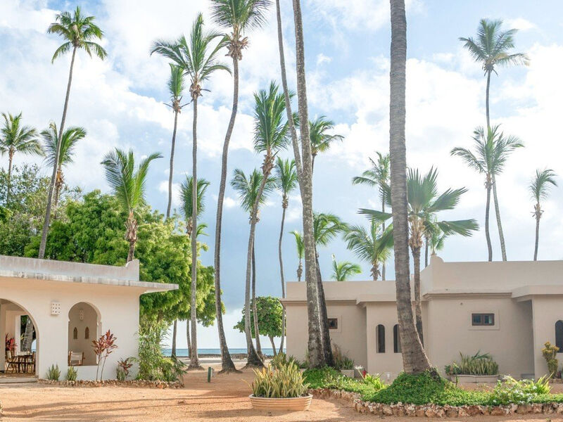 Diamonds Mapenzi Beach