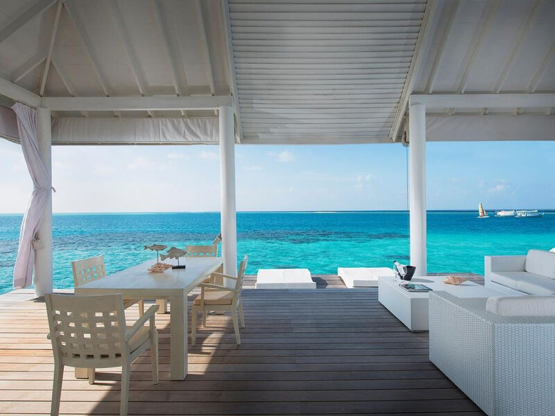 Diamonds Thudufushi