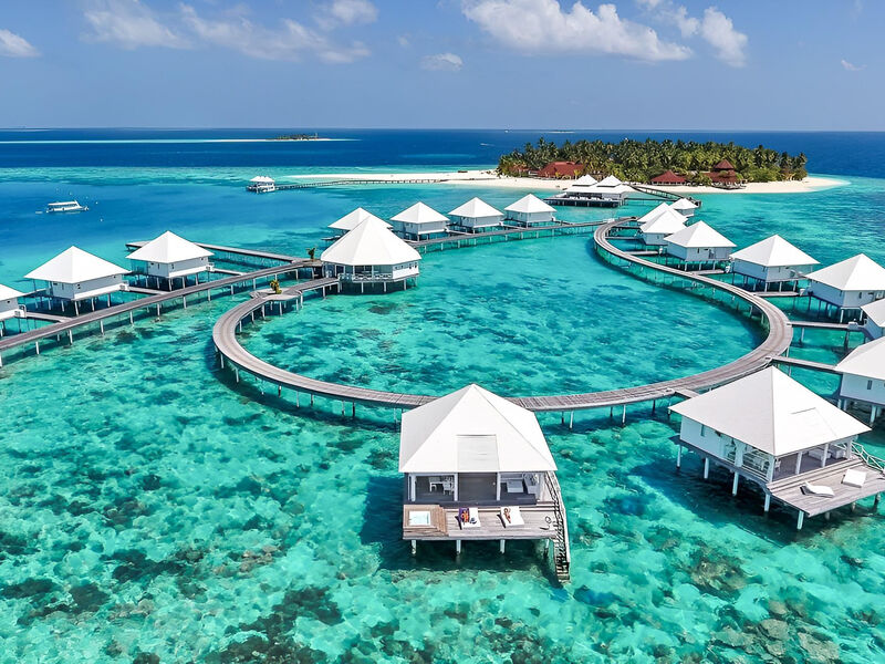 Diamonds Thudufushi