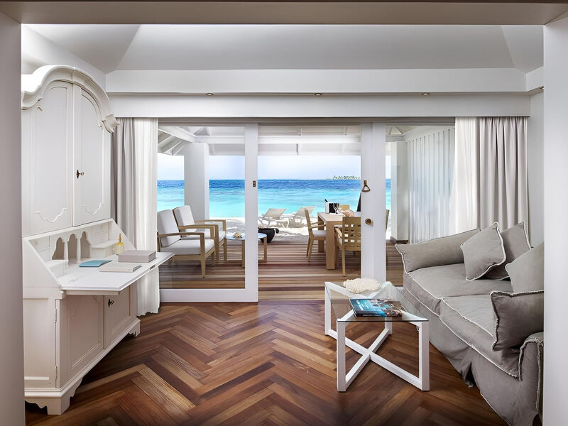 Diamonds Thudufushi
