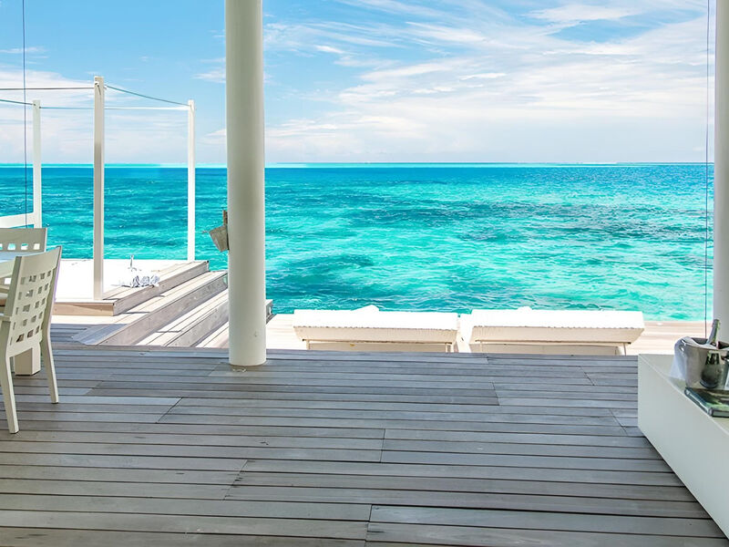 Diamonds Thudufushi