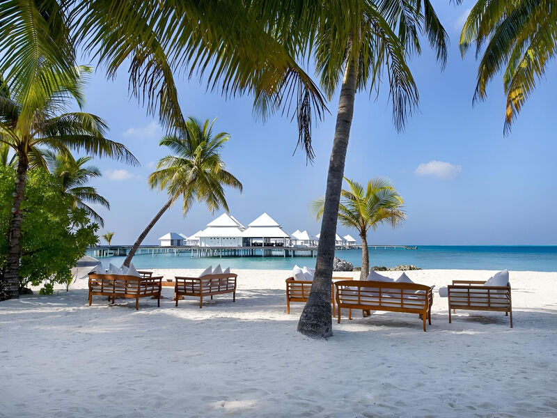 Diamonds Thudufushi