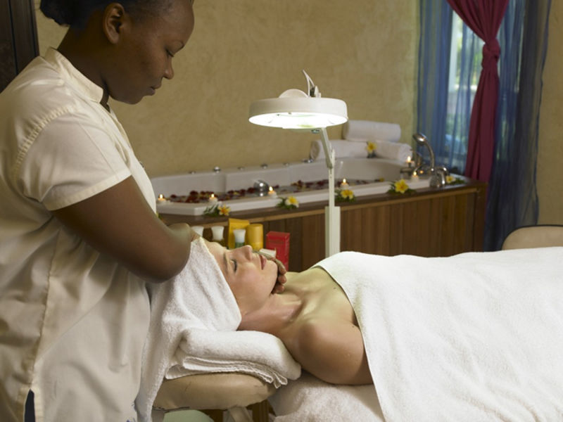 Diani Reef Beach Resort & Spa'S