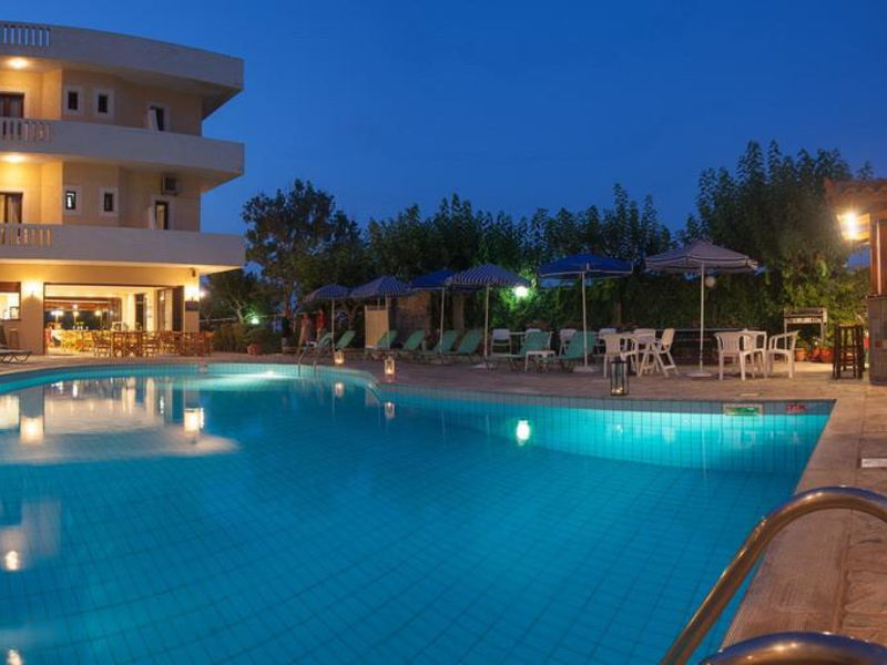 Dimitra Hotel & Apts