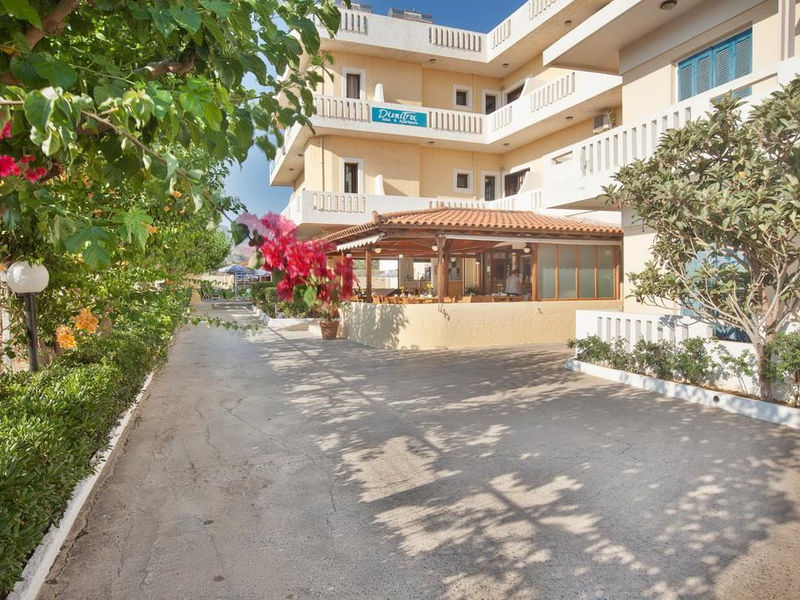 Dimitra Hotel & Apts