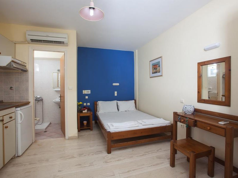 Dimitra Hotel & Apts