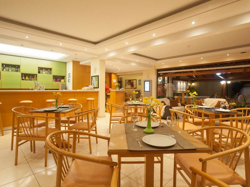 Dimitra Hotel & Apts