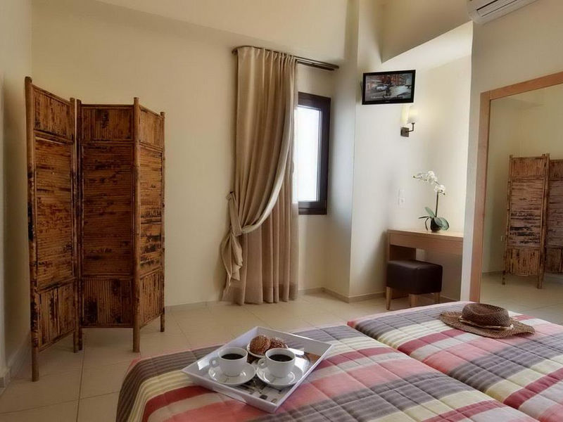 Dimitra Hotel & Apts