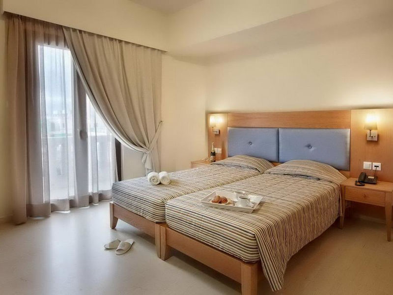 Dimitra Hotel & Apts