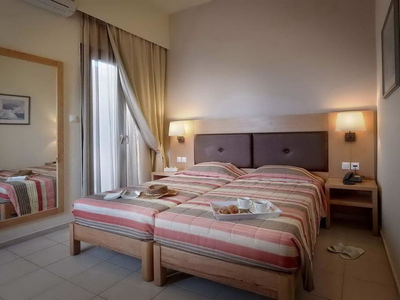 Dimitra Hotel & Apts