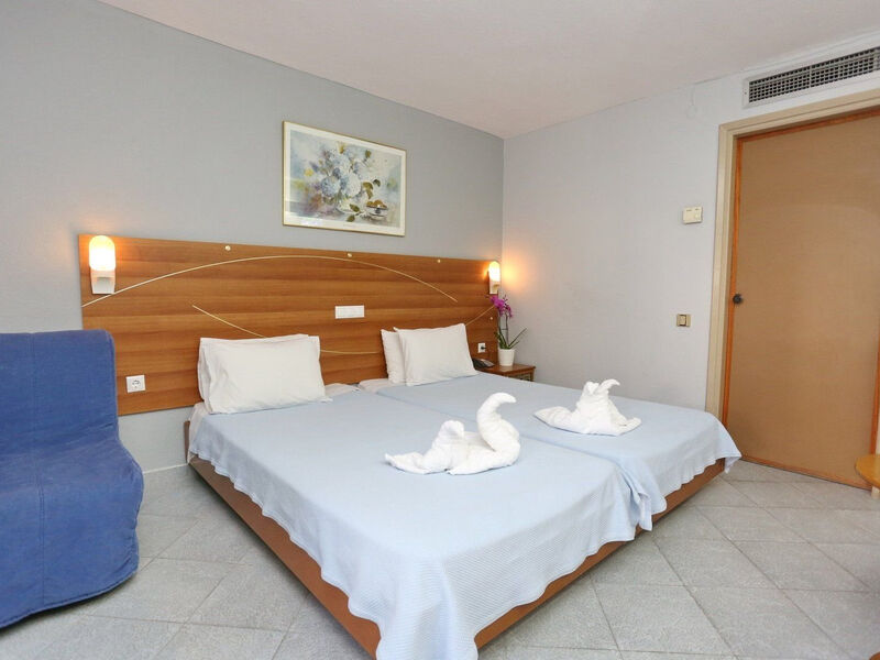 Dionysos Hotel and Studios