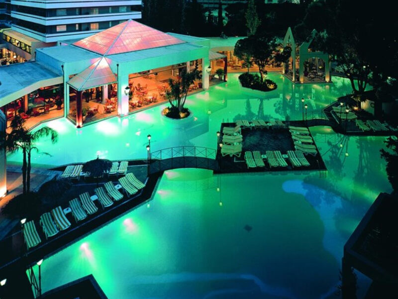 Dionysos Hotel