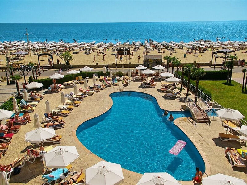 Dit Evrika Beach