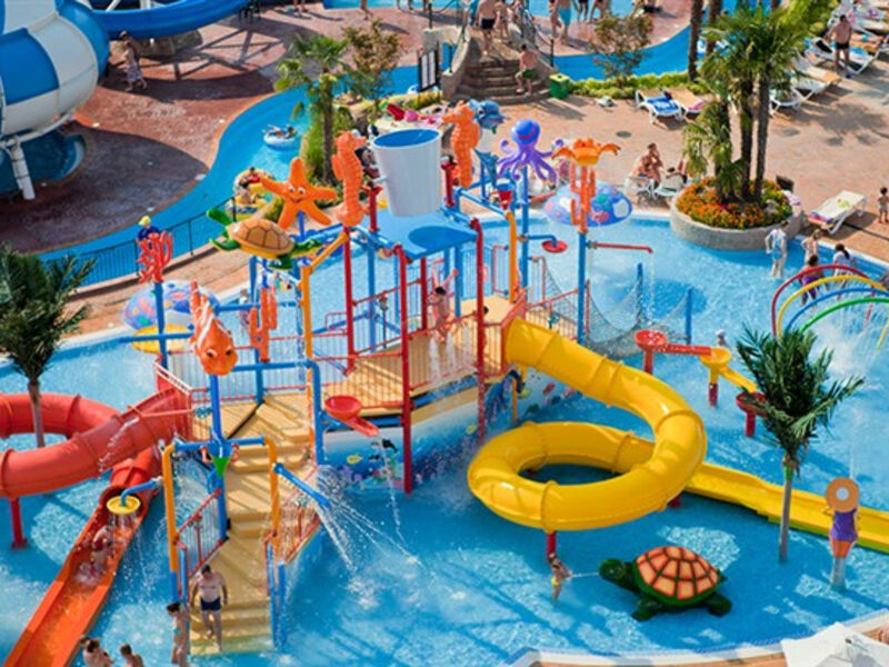 Dit Evrika Beach Club