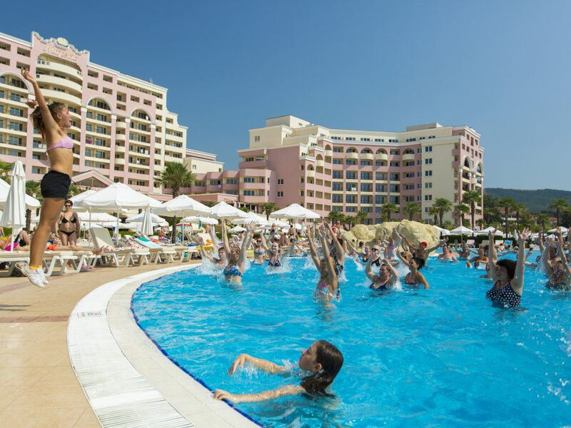 Dit Majestic Beach Resort