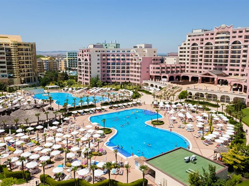 Dit Majestic Beach Resort