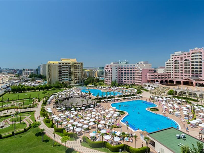 Dit Majestic Beach Resort