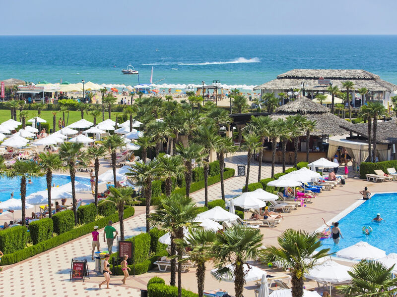 Dit Majestic Beach Resort